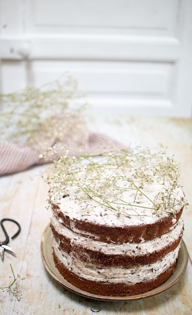 Nude Cake Stracciatella Layer Cake