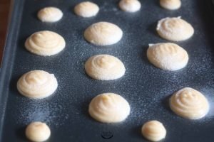 quelle taille pour les choux des religieuses au café ?