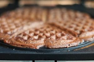 cuisson des gaufres au chocolat