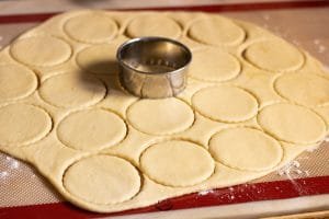 découpe brioche bouclettes