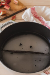 rhubarbe pochee sirop
